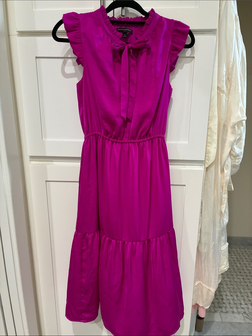 Banana Republic  Ruffle-Sleeve Bow Neck Magenta Dress